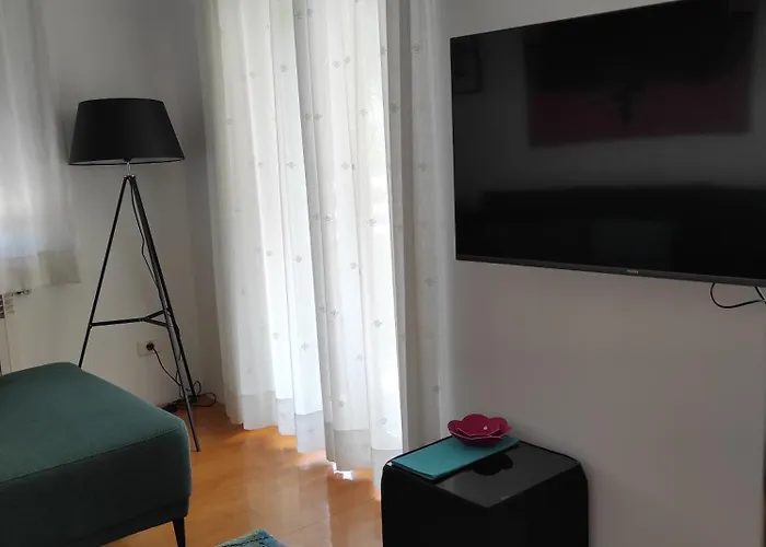 Valkane Apartment